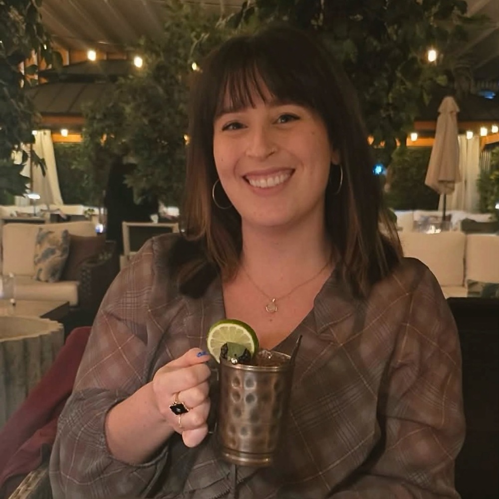 Meet your Posher, Danielle